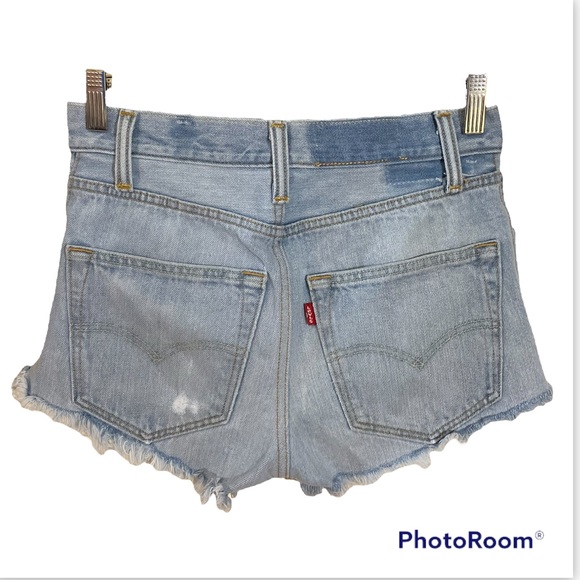 Levi’s Button-fly Jean Shorts Size 25 - Picture 1 of 15